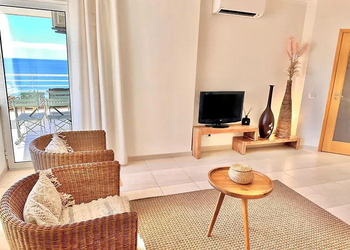 아파트 Seaview Elegant - Balcony Facing & Garage - Da Rocha