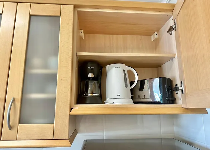 아파트 Seaview Elegant - Balcony Facing & Garage - Da Rocha *