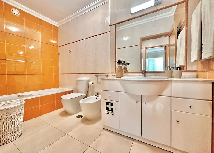 Seaview Elegant - Balcony Facing Beach&garage - Da Rocha * Portimão