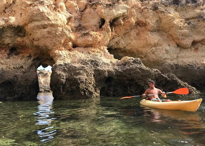 Seaview Elegant - Balcony Facing & Garage - Da Rocha 아파트 포티마오