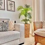 Seaview Elegant - Balcony Facing & Garage - Da Rocha Portimão