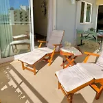 Seaview Elegant - Balcony Facing & Garage - Da Rocha